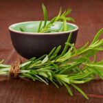 Cây hương thảo là gì tác dụng ra sao?