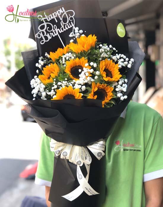 Bó hoa tặng sinh nhật bạn gái tri thức